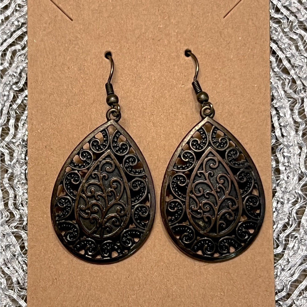 Elegant Bronze Teardrop Earrings